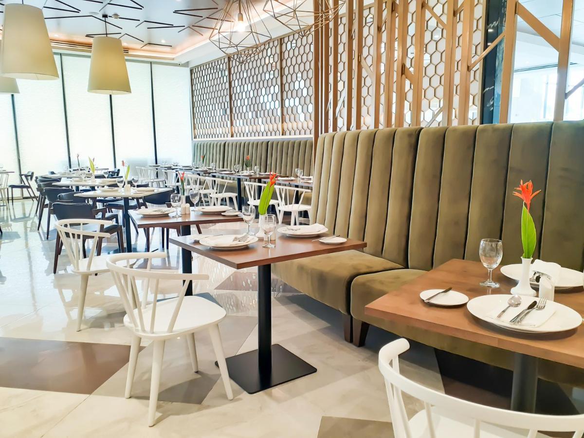 The Excelsior Hotel Las Piñas Ngoại thất bức ảnh